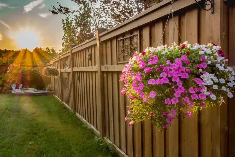 Landscape Design Tips For Front Yard Curb Appeal in Franklin, KY Landscape Design Tips For Front Yard Curb Appeal in Franklin, KY